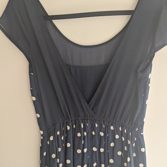 NWOT. Abercrombie polka dot dress with mesh. - Picture 4 of 4